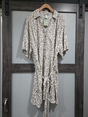 NWT H&M Tie Belt Button Down Shirt Dress Cream And Black Botanical Size XL